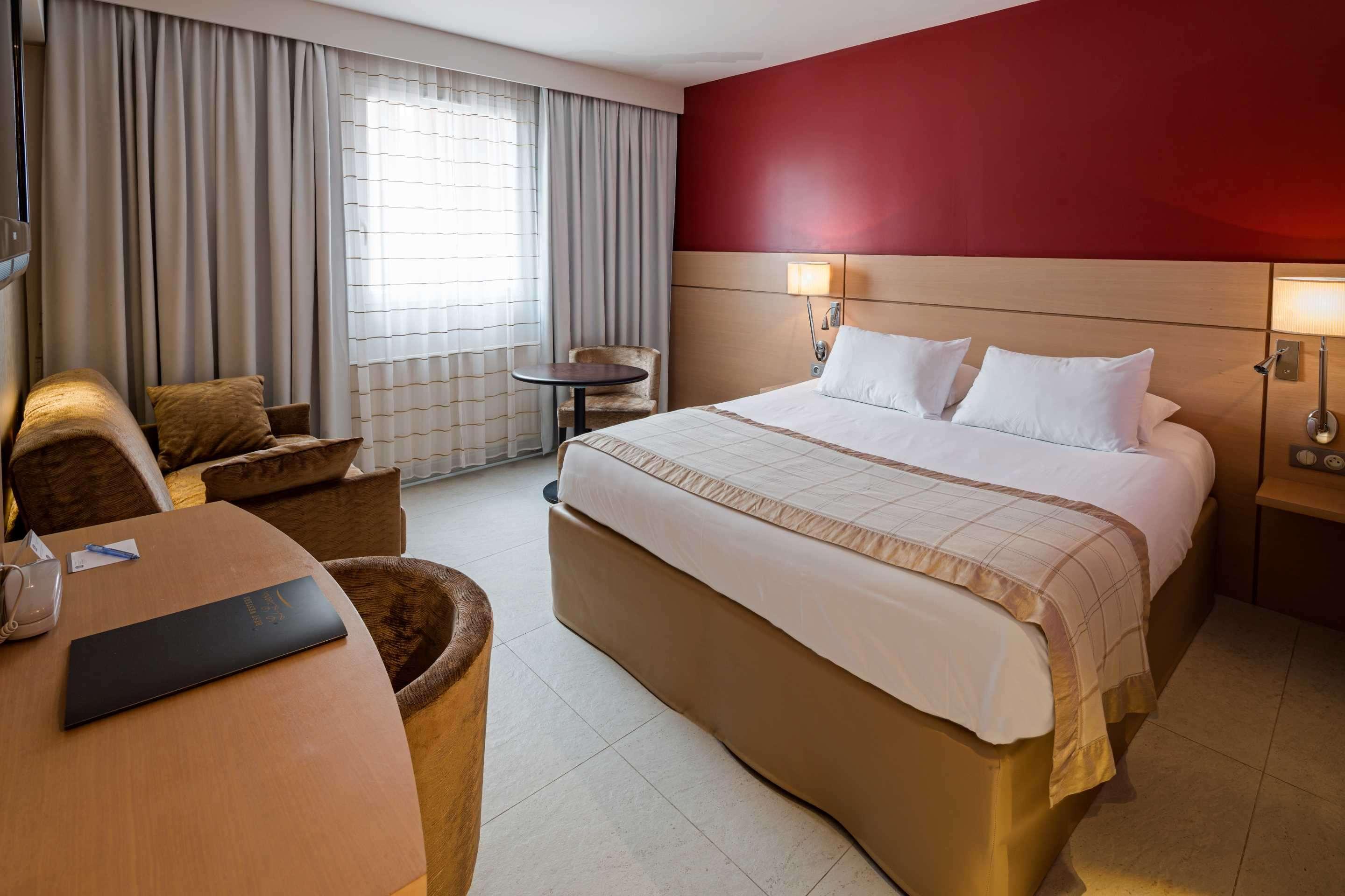 Western Le Lavarin Hotel 4*